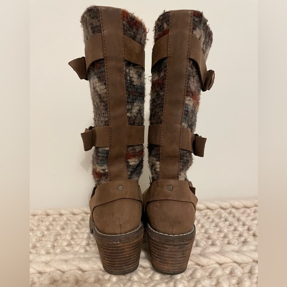 Woolrich Wool Tapestry Boots - Picture 6 of 11
